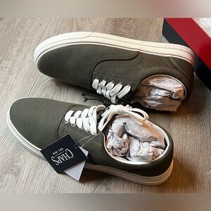 Chaps Olive Green Mens Canvas Shoes Size 10.5 NWB